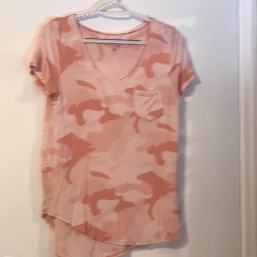 Small American eagle t-shirt